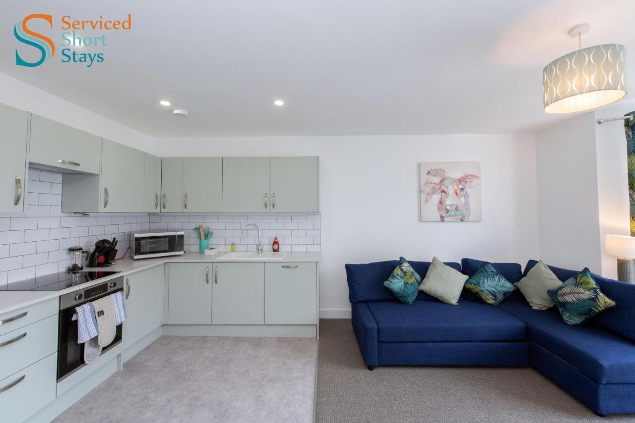 Bella, Two Bedroom Apartment Close To The Beach Margate Esterno foto